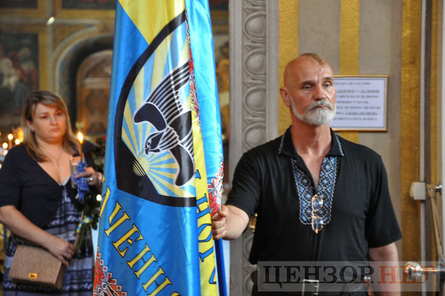 Із воїном Донбасу Андрієм Івановим, який стріляв по Беркуту 20 лютого на Майдані, попрощалися в Києві 12