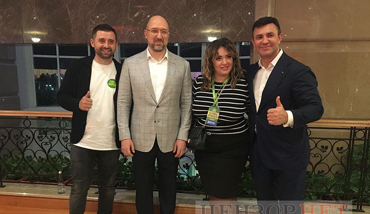 "Трускавець – дубль 2: "Бенкет під час чуми" чи "проводи" Разумкова?
