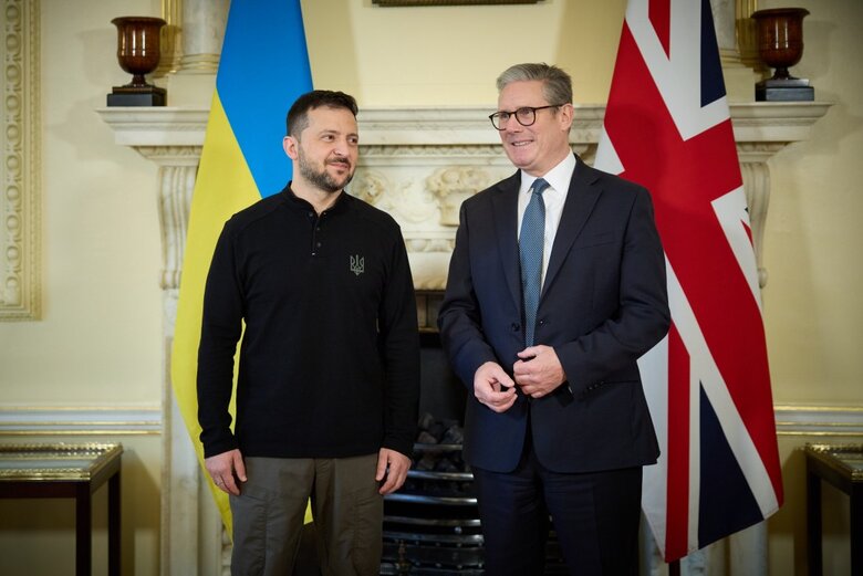 Зеленський розповів Стармеру про деталі "Плану перемоги"