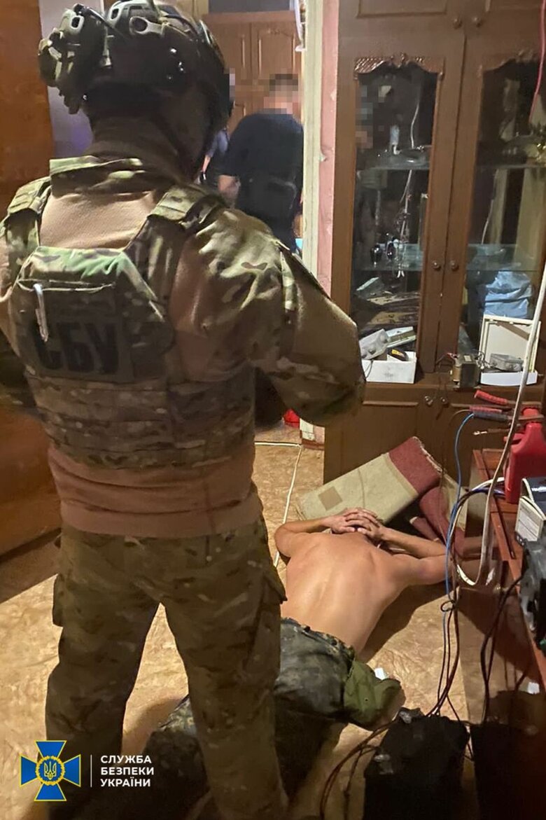 СБУ ліквідувала наркоугруповання, яке кришували дніпровські правоохоронці: Нацполіція проведе аудит діяльності кримінального блоку райуправління 05