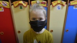 Детсады начнут открывать на третьем этапе смягчения карантинных мер, - Мандзий