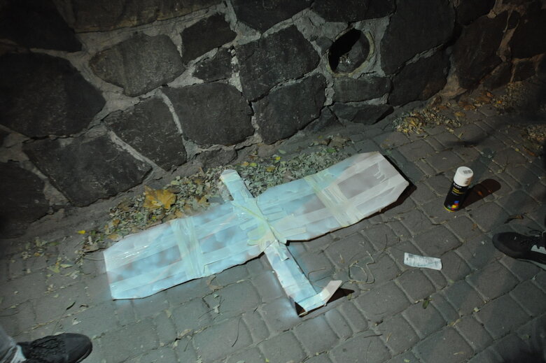 Russia+Iran new axis of evil: у Києві пікетували посольство Ірану через постачання зброї Росії 35