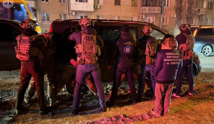 Военные ТЦК в Одессе похитили мужчину и требовали от "заложника" $6000: их задержали. ФОТО