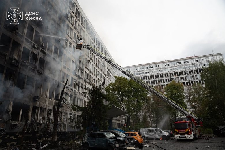 Russian attacks on Kyiv