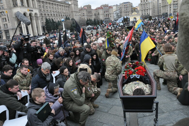 З Героєм України Дмитром Коцюбайлом (Да Вінчі) попрощалися в Києві 42
