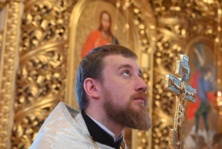 Із бойовим медиком Євгеном Бешлягою, який загинув під Бахмутом під час здійснення евакуаційної місії, попрощалися у Києві 27