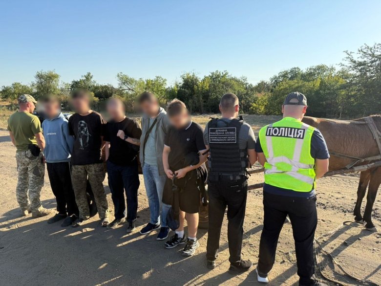 в Одесской области пограничники остановили перевозчиков