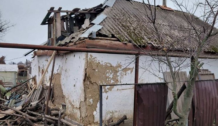 В течение дня враг более 50 раз атаковал Днепропетровщину: один человек пострадал, повреждены дома. ФОТОрепортаж