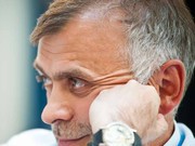 Настоящая фамилия моего отца – Гедзь. Он поменял её, когда женился на маме и стал Васильев. Зачем он это сделал?