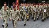 Десантники 80-й ОДШБ торжественно прошлись по улицам Львова после возвращения с Донбасса. ВИДЕО