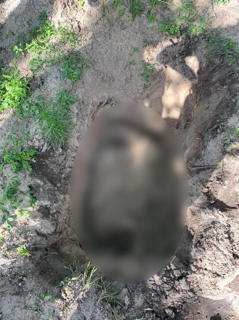В Киевской области обнаружено тело расстрелянного оккупантами мирного жителя, - Нацполиция 02