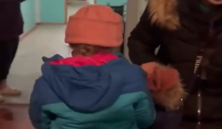 Man evaded mobilization in frontline village and was killed by KAB strike: his wife and daughter were wounded. VIDEO