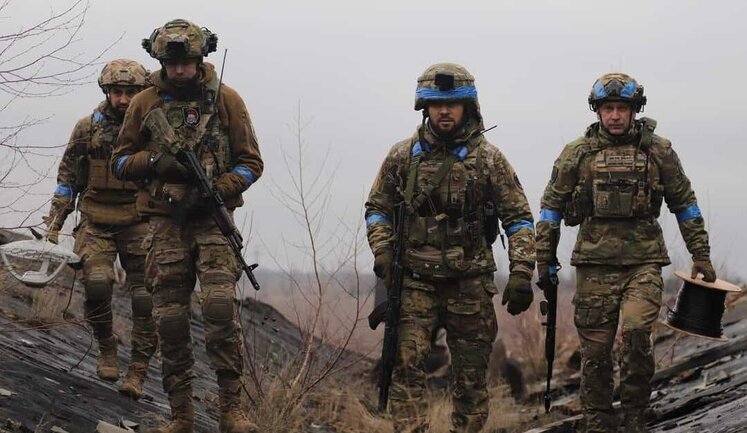 Вік українських захисників ускладнює військове планування, - The Times
