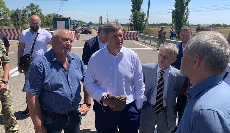 Данилюк, Баканов, Джемілєв і Тейлор побували на адмінмежі з окупованим Кримом. ФОТО