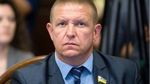 Депутат від