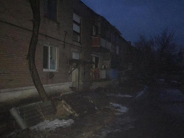 Життя під російськими Градами. Як ЗСУ допомагають жителям Опитного і Водяного 06