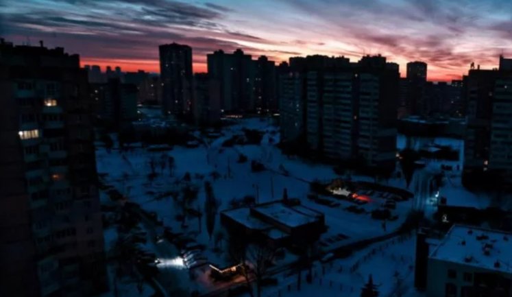 In Kyiv’s Darnytskyi and Dniprovskyi districts, electricity will be cut only in morning and evening - DTEK