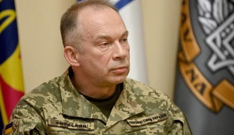 Сирський і генерал Гринкевич обговорили ситуацію на фронті, втрати РФ та потреби України