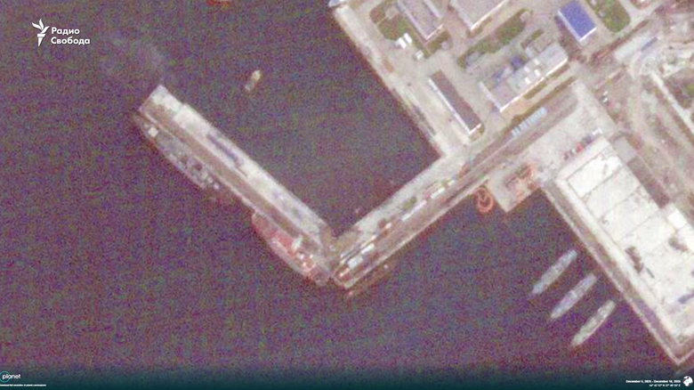 SBU attack on Russian submarine: satellite photos