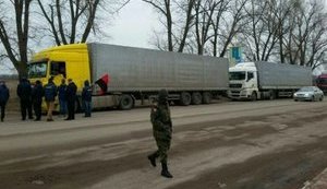 "Свобода" заблокировала российские фуры в четырех областях. ФОТОрепортаж