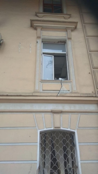 Россияне заминировали здание Суспільного в Херсоне 07