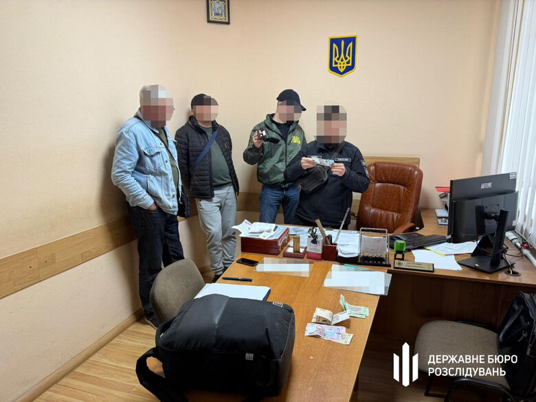 Полковника ГПСУ разоблачили при попытке дать взятку за фиктивный диагноз