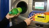 В Україні пропонують запровадити повернення грошей за пляшки та банки
