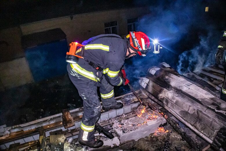 Наслідки нічного обстрілу Харкова 05