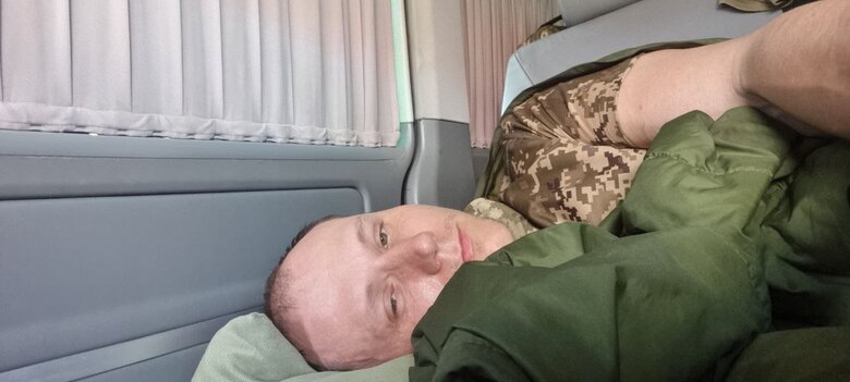 Олександр Довгий про бої в Бахмуті: Шурують, шурують, один упав, інший - переступив. За день один кулеметник знищив 75 вагнерівців 08