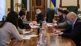 Зеленский поручил Тимошенко провести полный аудит тарифов во всех регионах Украины