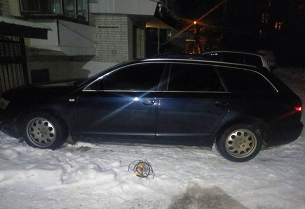 Затримано викрадачів нерозмитнених автомобілів з іноземними номерами 01
