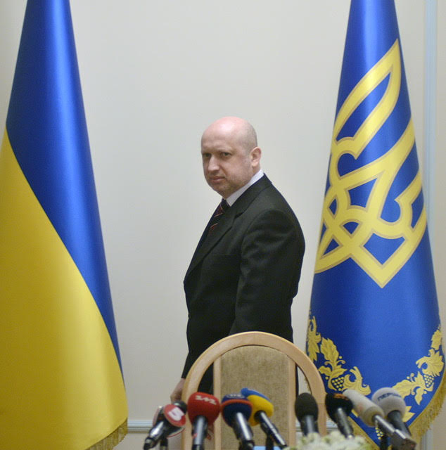 Александр Турчинов: Объявляю мобилизацию, а мне партнеры говорят, что я провоцирую русских 12