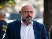 Як партієць Порошенка на війні заробляє