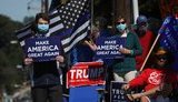Понад 700 людей померли від COVID-19 через мітинги Трампа, - вчені
