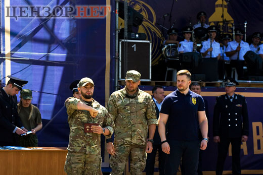 Третя річниця визволення Маріуполя - парад захисників міста 15