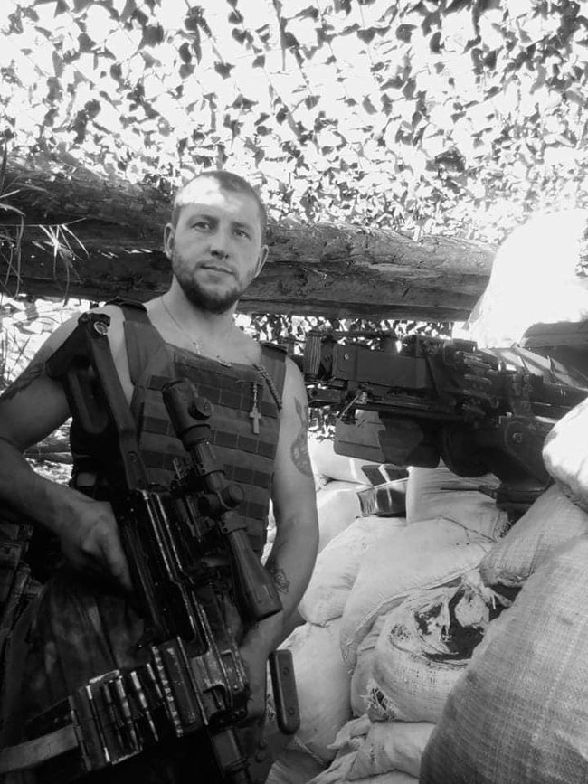 Важко пораненому українському офіцеру Андрієві Дячишину потрібна допомога 01