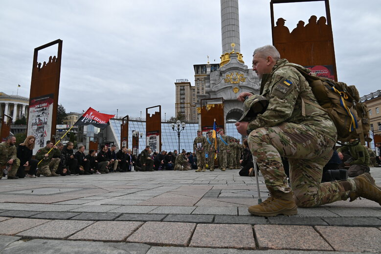 У Києві попрощалися з командиром роти стрілецького батальйону Олександром Пастухом (Добрим), який загинув у бою проти рашистів на Луганщині 62
