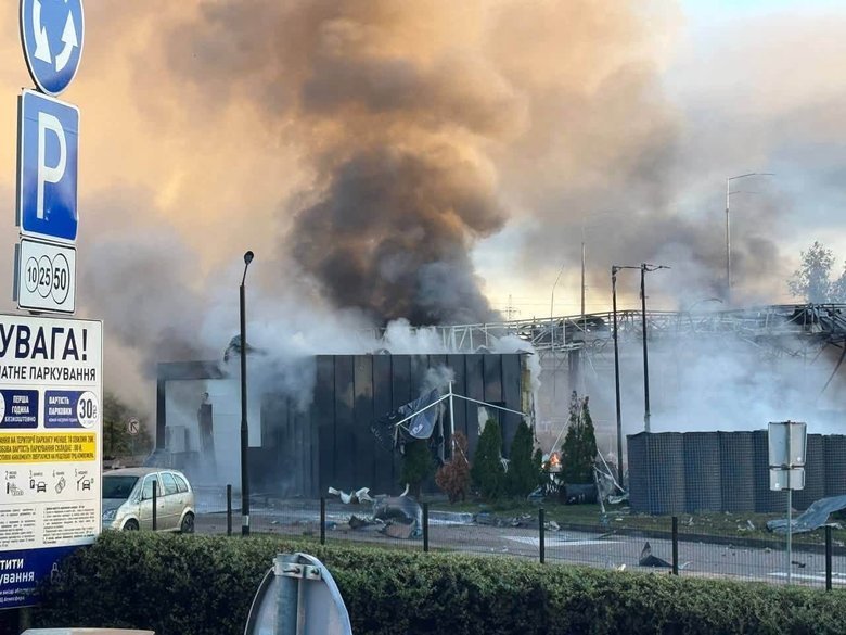 Consequences of Russia’s strikes on Ukrnafta petrol stations: details