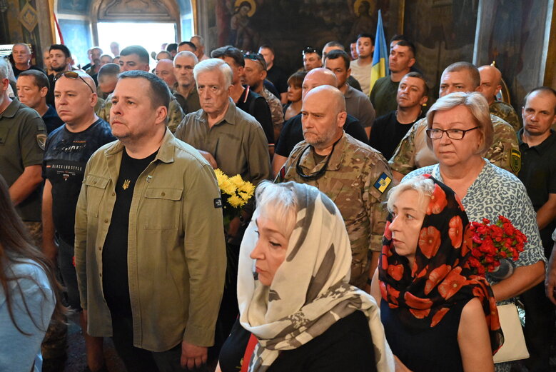 Із полковником, депутатом Київради від ЄС Сергієм Ільницьким (Сокіл), який загинув у бою проти рашистів у лавах піхоти 28 ОМБр, попрощалися в Києві 07