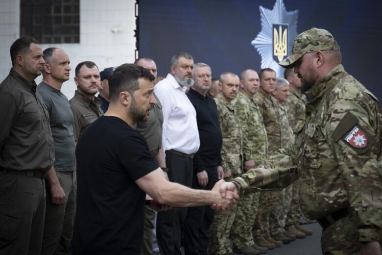 Зеленський вручив нагороди поліцейським