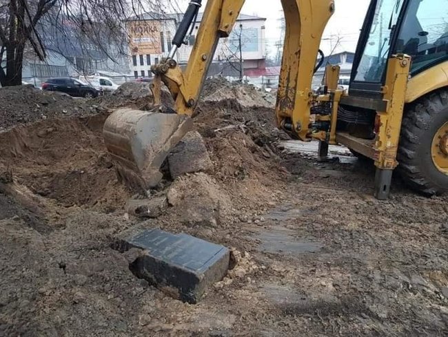 Надгробок імператорського генерала Спокойського-Францевича знайдено в Києві 01