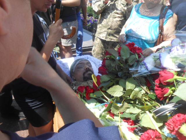 Убитого ветерана Донбасса Олешко похоронили в Бердянске 01