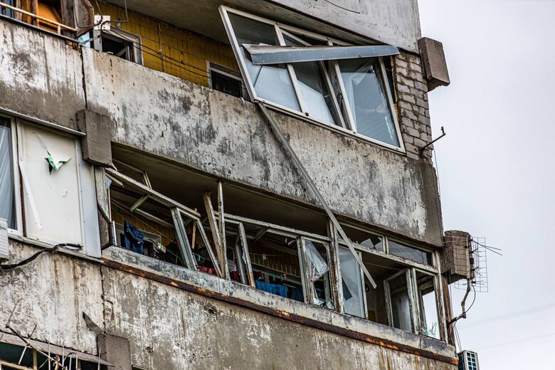 Consequences of Russia’s morning missile attack on Dnipro 05