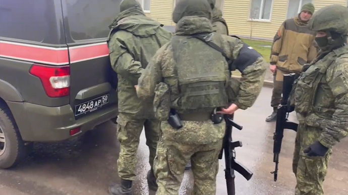 Russian army has started demonstrative arrests of mobilized people who refuse to go to war 01