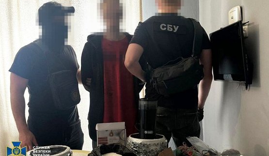 SSU detained FSB agent in Kharkiv: he manufactured 12 kg of explosives for terrorist attacks in city. PHOTOS