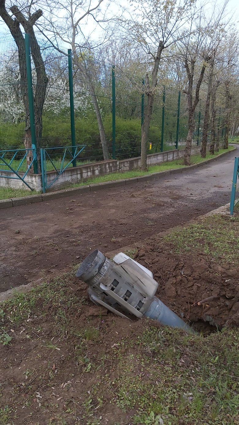 During night attack on Mykolaiv two rockets hit local zoo 02