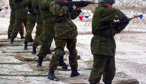 Потьомкінська стрілянина: в Росії військові викинули боєприпаси в болото