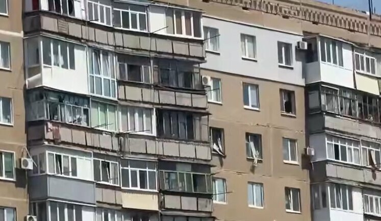 Two people, including 13-year-old boy, were injured as result of Russian attack on Sloviansk. VIDEO