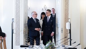 Стубб погодився з президентом Естонії Карісом у тому, що в майбутньому доведеться говорити з РФ