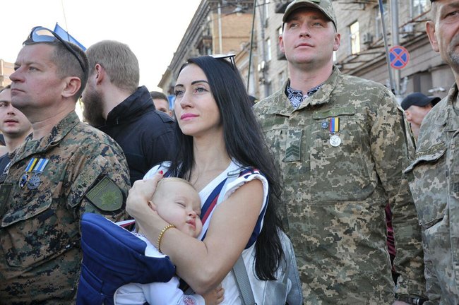 Марш сопротивления капитуляции проходит в Киеве 25